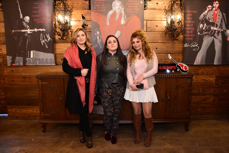 Opening of Rock N Rumps